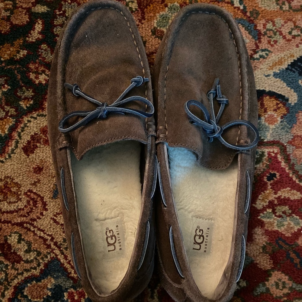 UGG Men’s Ascot Slipper